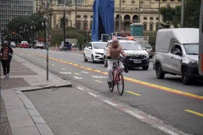 São-Paulo-0807 - Tempo gelado ainda resiste em São Paulo nesta semana
