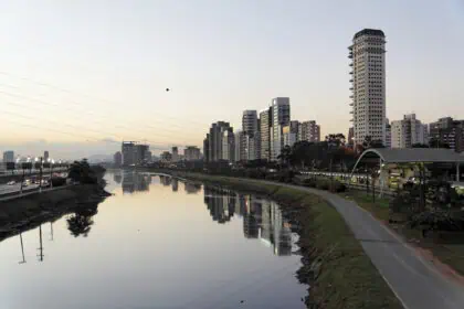 sao paulo-0507-2 - Tempo Gelado: Frio Intenso Volta a Congelar São Paulo